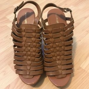 Mossimo Supply Co. Wedges- Tan 9.5